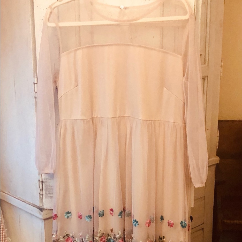 Purchased at local boutique in Haddonfield, NJ; NWOT; cream, sheer w/flowers